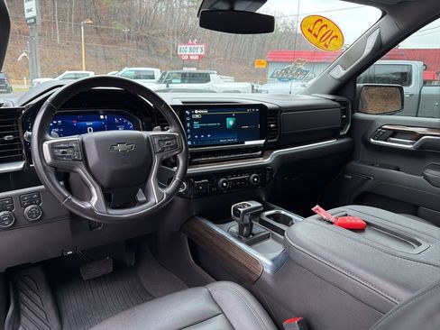 Used 2022 Chevrolet Silverado 1500 LT Trail Boss w/ LT Trail Boss Premium Package image 21