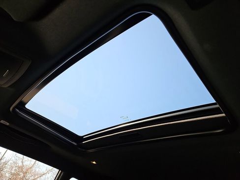 Used 2023 Dodge Challenger R/T image 12