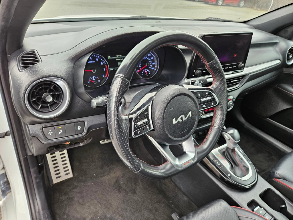 Used 2023 Kia Forte GT w/ GT2 Package FWD image 18