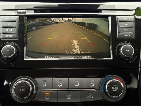 Certified 2022 Nissan Rogue Sport S image 25