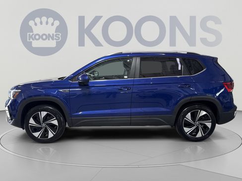 Used 2023 Volkswagen Taos SE AWD/4WD image 7