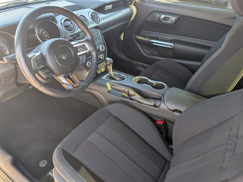 Used 2019 Ford Mustang GT image 9