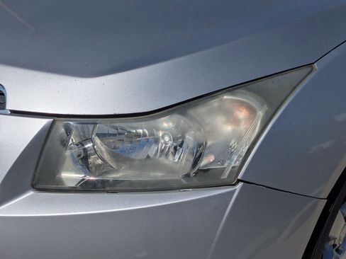 Used 2014 Chevrolet Cruze LT w/ RS Package image 12