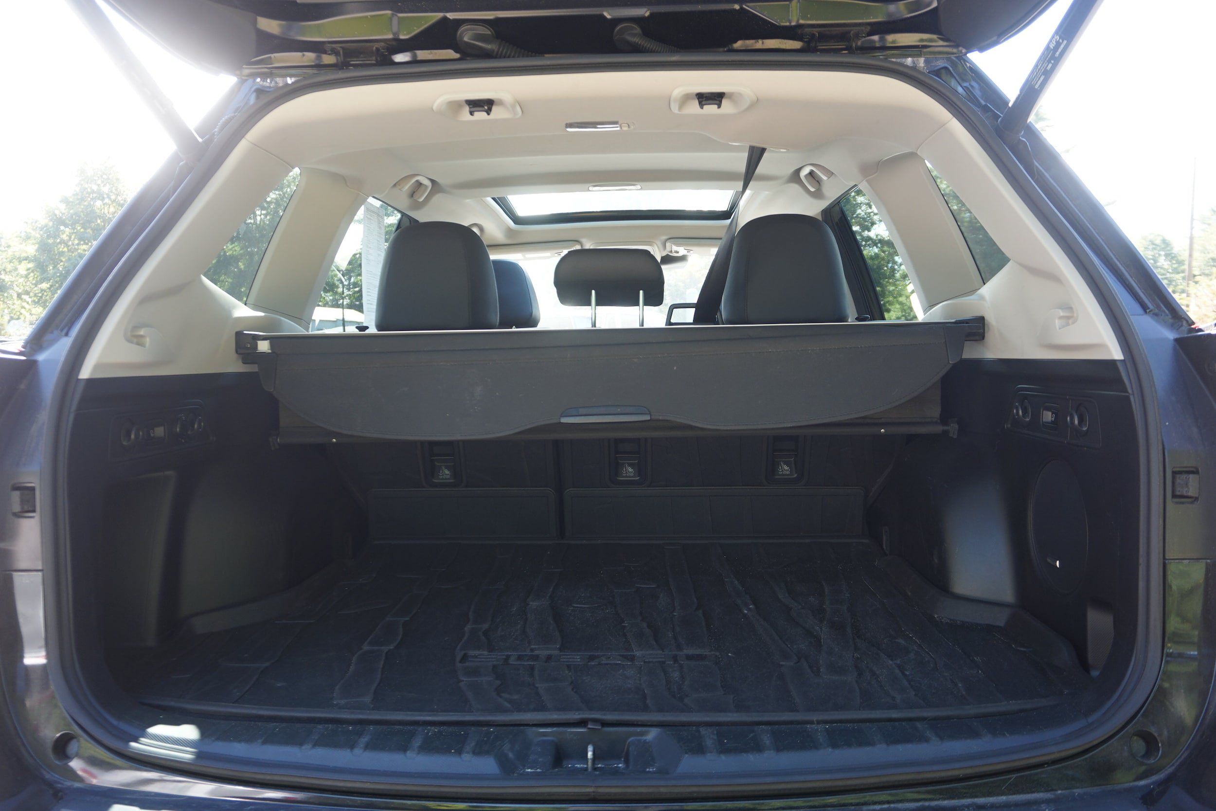 Used 2023 Subaru Forester Limited AWD/4WD image 10