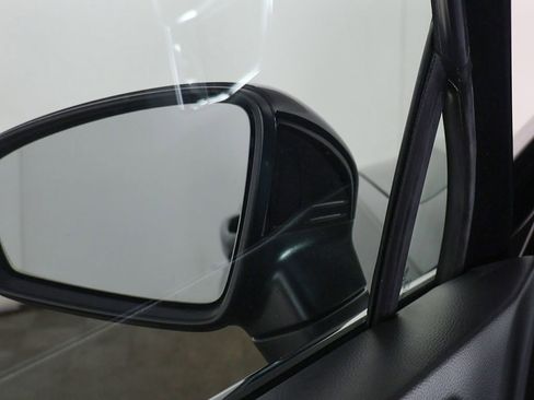 Used 2022 Volkswagen Tiguan SE FWD image 37