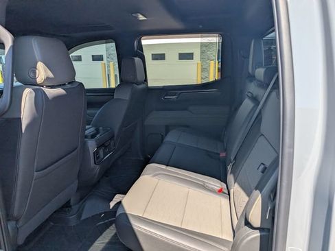 Used 2025 Chevrolet Silverado 1500 ZR2 w/ Technology Package AWD/4WD image 10