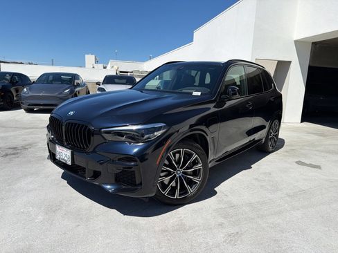 Certified 2022 BMW X5 xDrive45e w/ M Sport Package AWD/4WD image 3