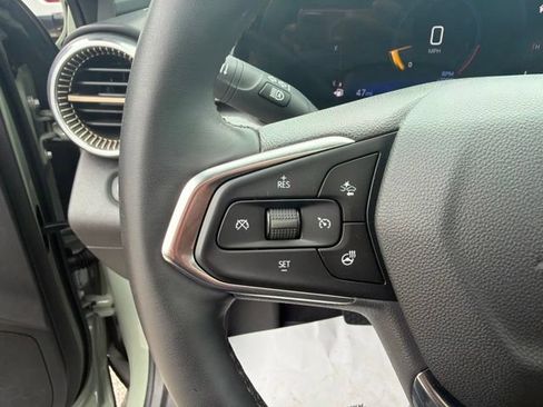 Used 2025 Chevrolet Trax ACTIV w/ Sunroof Package FWD image 28