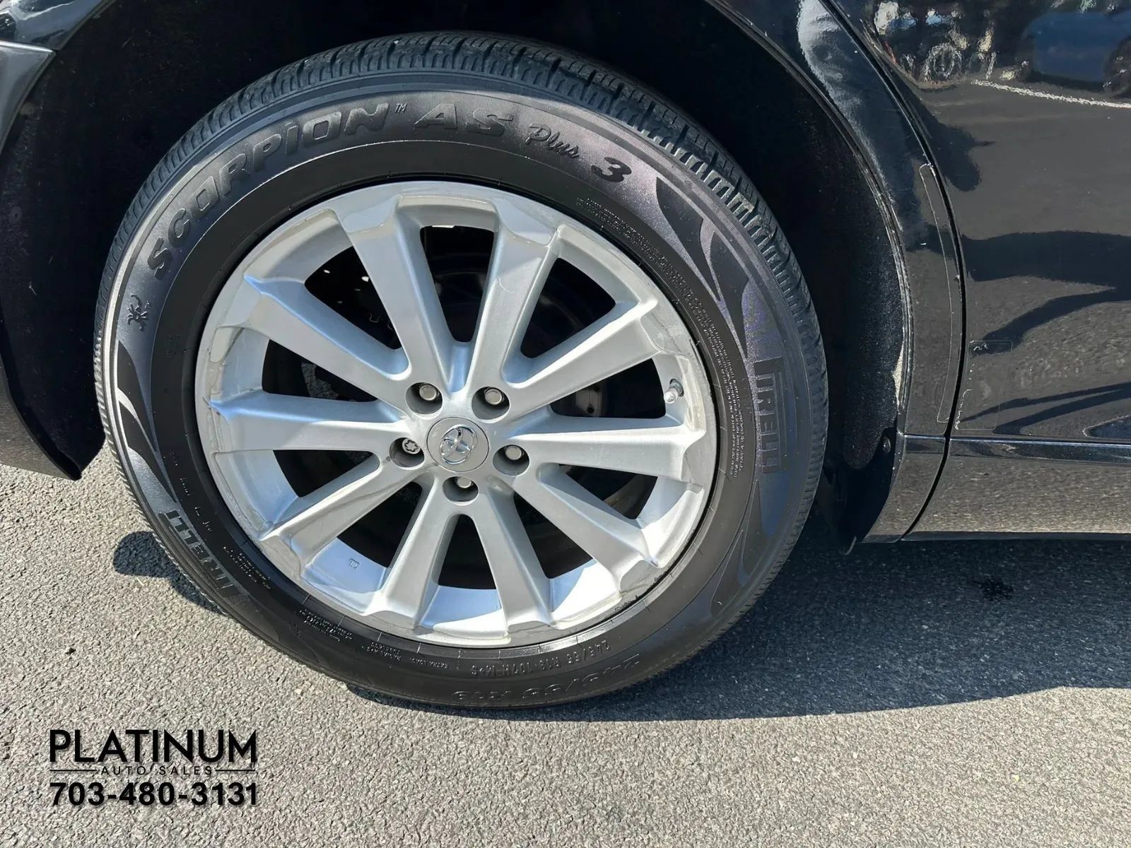 Used 2011 Toyota Venza FWD image 20
