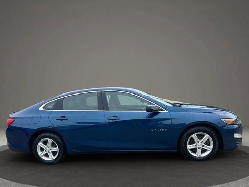 Used 2019 Chevrolet Malibu LS w/ Driver Confidence Package II FWD image 4