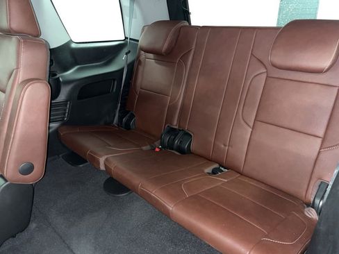 Used 2020 Chevrolet Tahoe Premier w/ Premier Plus Edition image 12