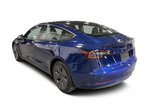 Certified 2021 Tesla Model 3 Standard Range Plus RWD image 4