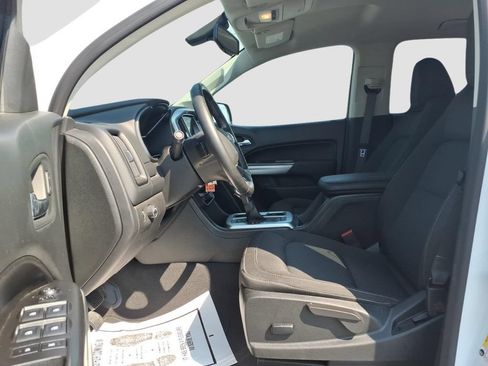Used 2022 Chevrolet Colorado LT RWD image 18
