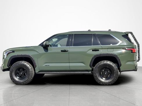 Used 2023 Toyota Sequoia Limited w/ TRD Off-Road Package image 2