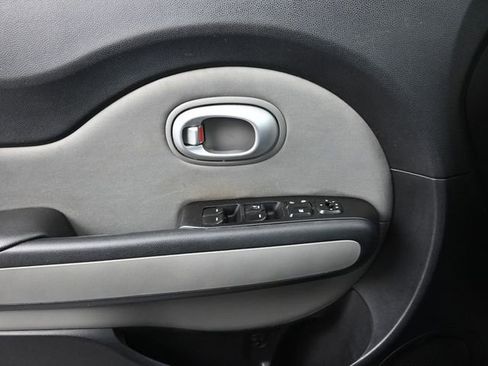 Used 2015 Kia Soul image 23