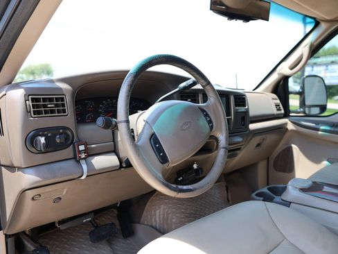 Used 2000 Ford Excursion Limited AWD/4WD image 25