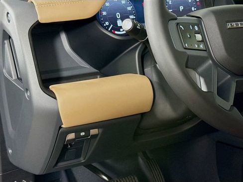 New 2026 Land Rover Defender 130 S AWD/4WD image 10