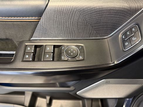 Certified 2021 Ford F150 Platinum w/ Equipment Group 701A High image 19