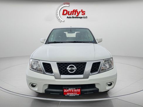 Used 2015 Nissan Frontier PRO-4X image 13