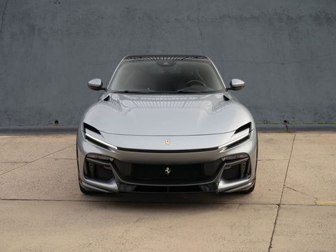 Used 2024 Ferrari Purosangue image 5