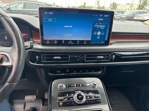 Used 2021 Lincoln Nautilus Reserve w/ Class II Trailer Tow Package AWD/4WD image 13