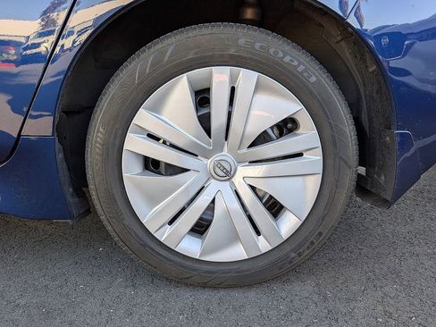 Used 2023 Nissan Leaf S image 12