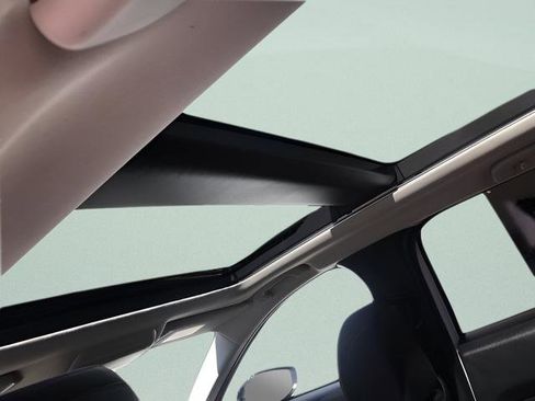 Used 2025 MAZDA CX-50 AWD 2.5 S w/ Premium Package image 11