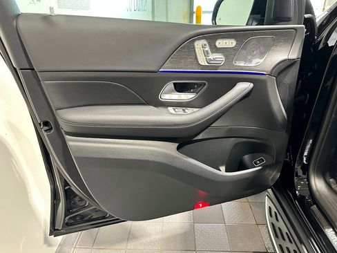 New 2026 Mercedes-Benz GLS 450 4MATIC image 8