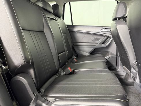 Used 2024 Volkswagen Tiguan SE FWD image 20