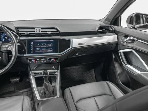 Used 2021 Audi Q3 2.0T Premium w/ Convenience Package image 31