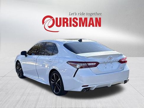 Used 2019 Toyota Camry XSE image 4