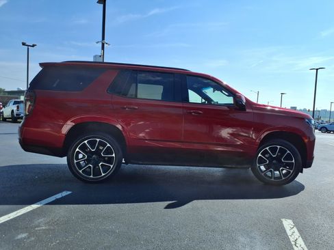Used 2024 Chevrolet Tahoe RST w/ Luxury Package AWD/4WD image 31