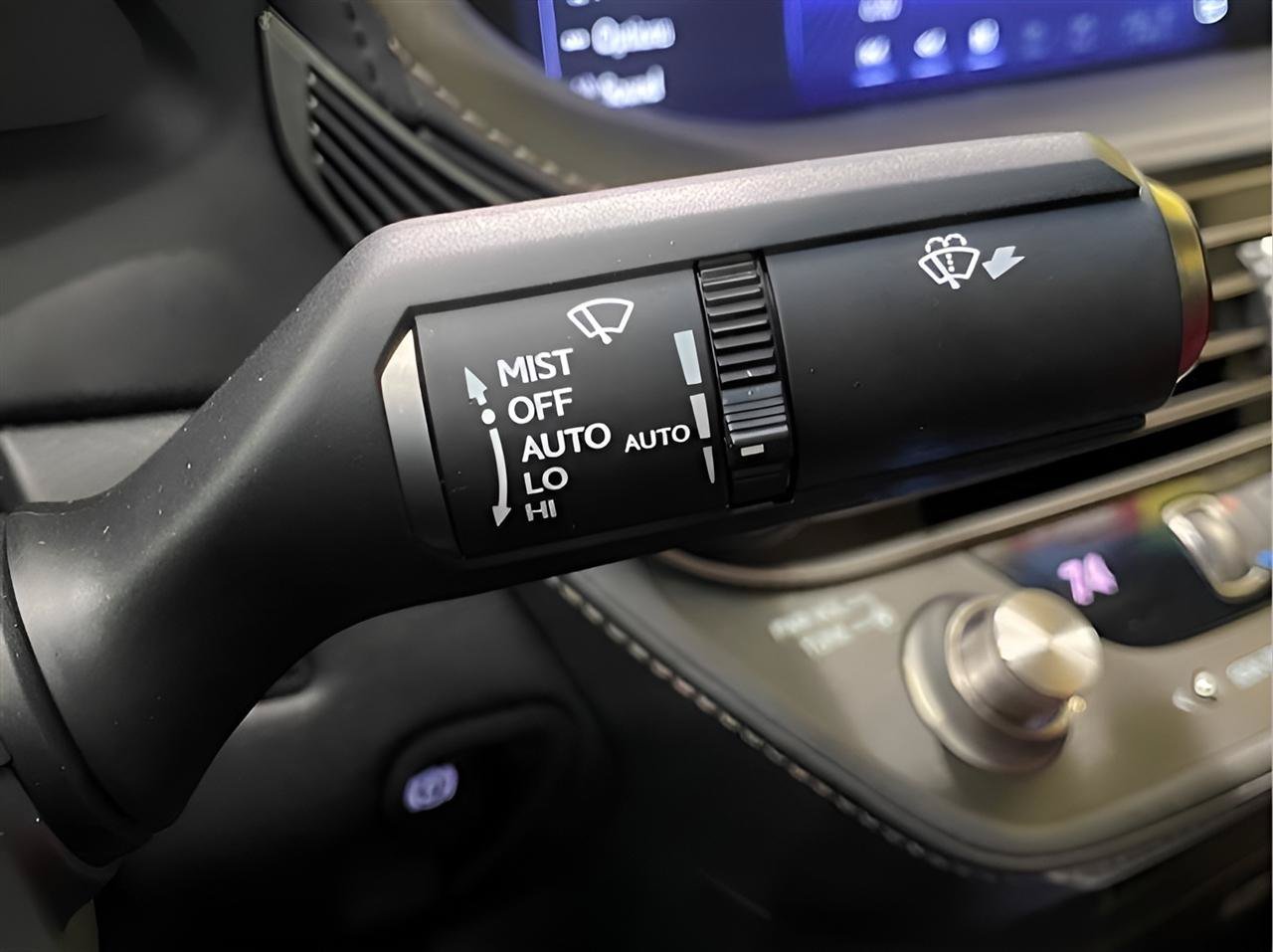 Used 2019 Lexus LS 500 F Sport w/ Accessory Package (Z1) AWD/4WD image 21