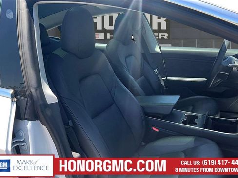 Used 2020 Tesla Model 3 Long Range AWD/4WD image 27