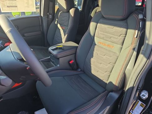 New 2026 Nissan Frontier PRO-4X w/ Pro-4x Convenience Package image 19