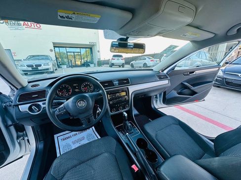 Used 2014 Volkswagen Passat 1.8T S image 14