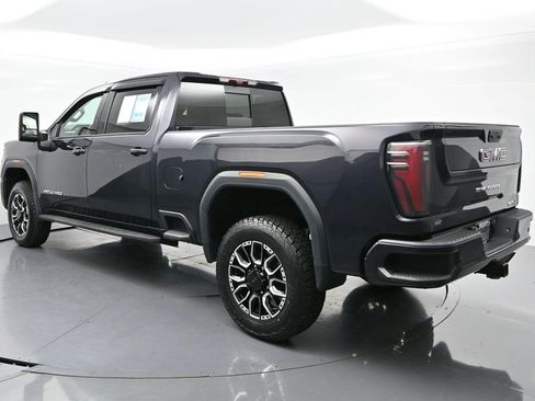 Used 2024 GMC Sierra 2500 AT4 w/ AT4 Premium Plus Package AWD/4WD image 5