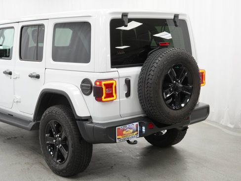 Certified 2022 Jeep Wrangler Unlimited Sahara image 14