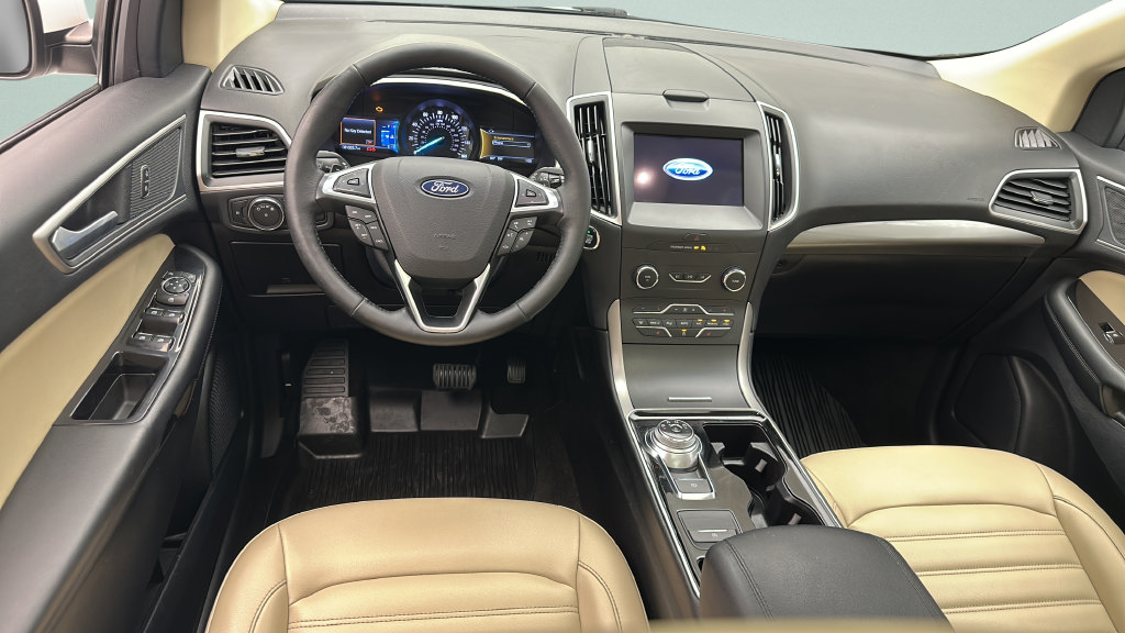 Used 2019 Ford Edge SEL w/ Equipment Group 201A AWD/4WD image 9
