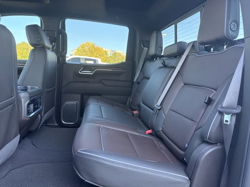 Used 2025 GMC Sierra 1500 Denali w/ Denali Reserve Package image 30