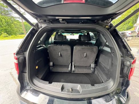 Used 2016 Ford Explorer Platinum AWD/4WD image 6