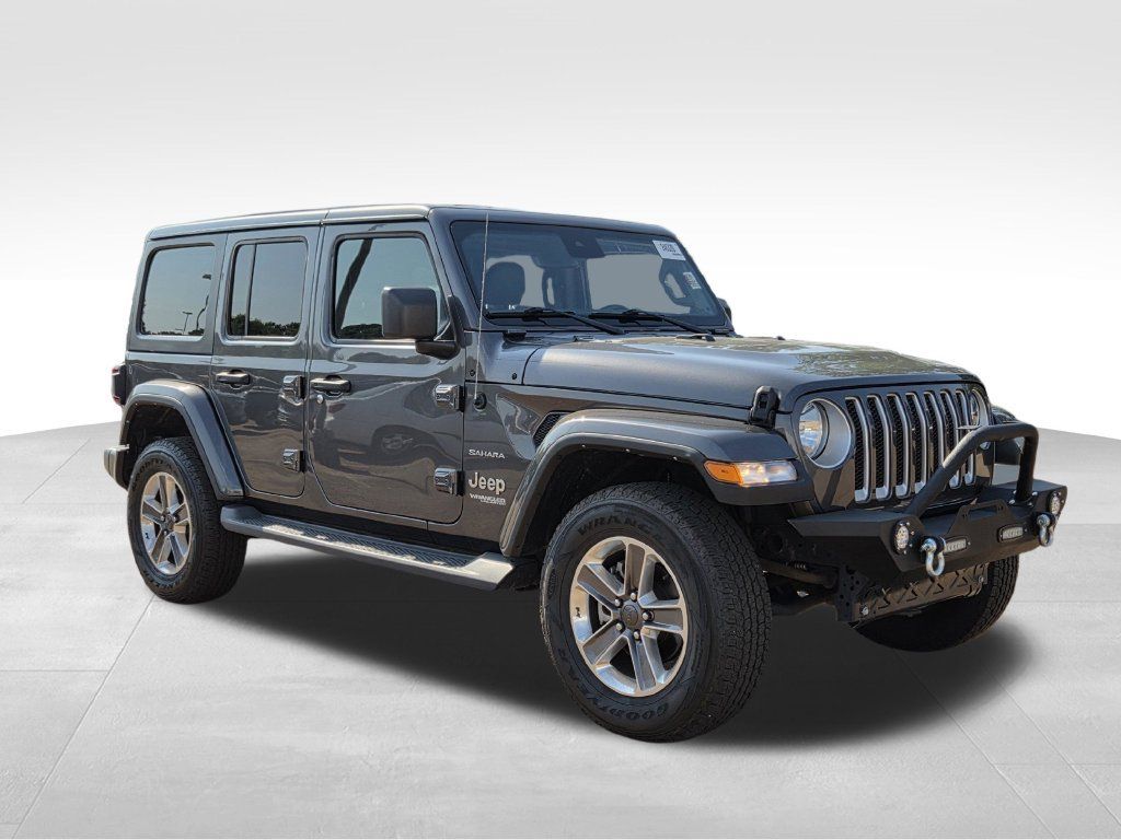 Used 2022 Jeep Wrangler Unlimited Sahara w/ Cold Weather Group AWD/4WD image 4