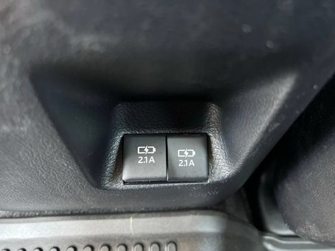 Used 2020 Toyota 4Runner SR5 Premium RWD image 23