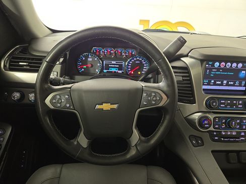 Used 2018 Chevrolet Tahoe LT w/ LT Signature Package AWD/4WD image 16