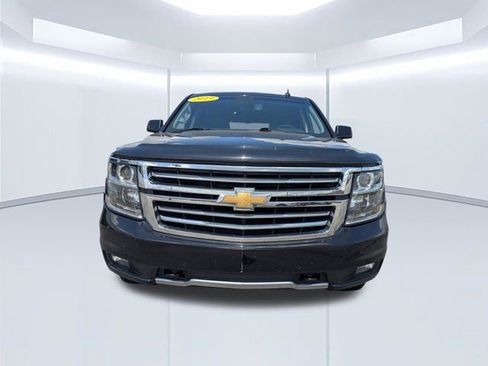Used 2019 Chevrolet Tahoe LT w/ Luxury Package AWD/4WD image 9