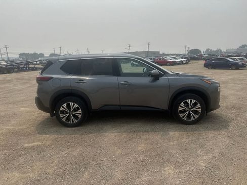 Used 2021 Nissan Rogue SV w/ Premium Package AWD/4WD image 5