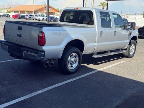 Used 2010 Ford F250 XL AWD/4WD image 8