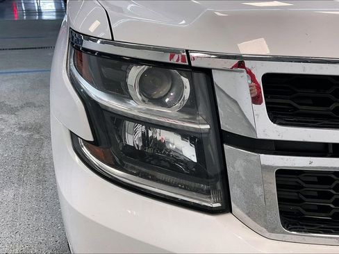Used 2018 Chevrolet Tahoe LT AWD/4WD image 32