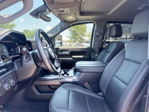 Used 2024 Chevrolet Silverado 2500 LTZ w/ LTZ Plus Package AWD/4WD image 15