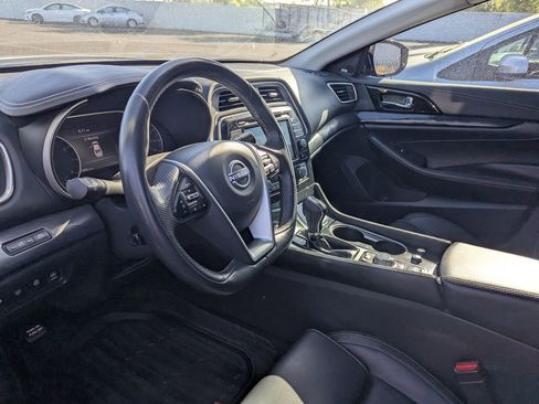 Used 2023 Nissan Maxima Platinum w/ Sport Mat Group FWD image 8